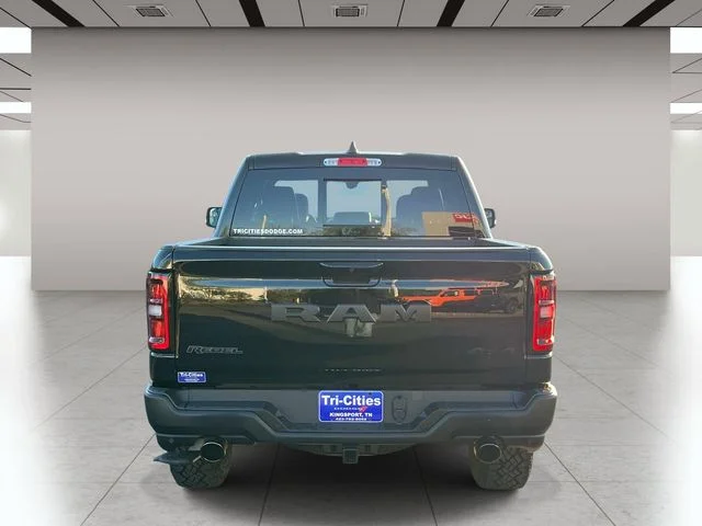 New 2026 Diamond Black Crystal Pearl-Coat Exterior Paint RAM Rebel image 4