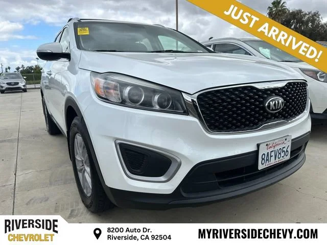 2018 Kia Sorento LX AT's photo