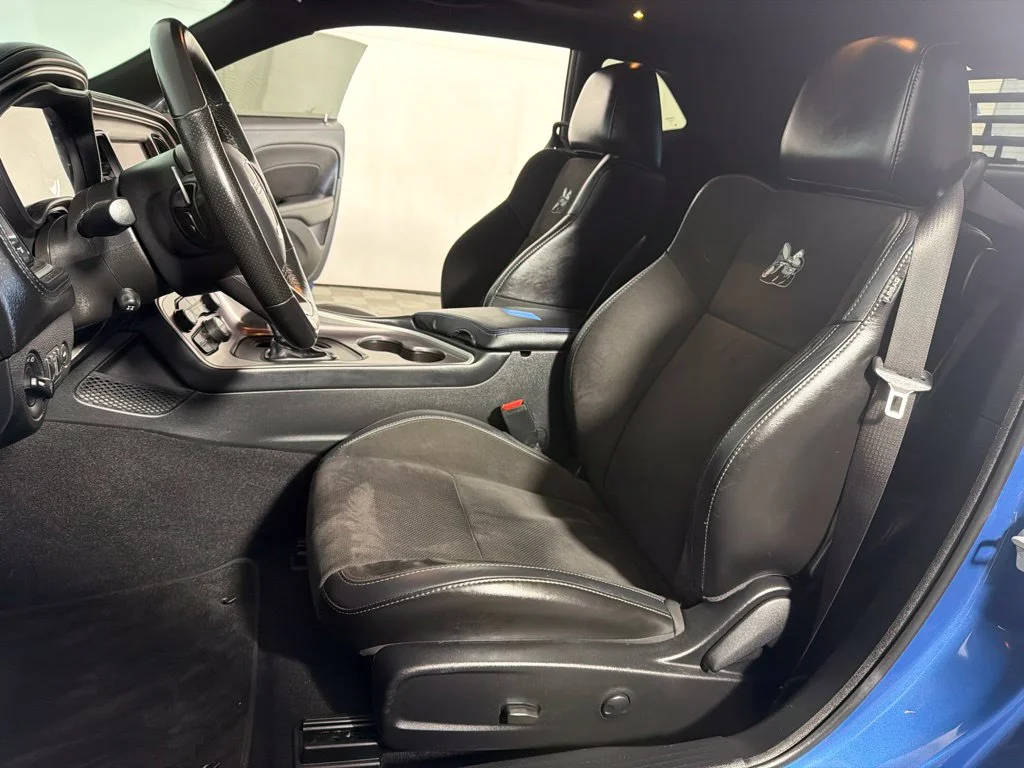Used 2022 Frostbite Dodge R/T Scat Pack image 10