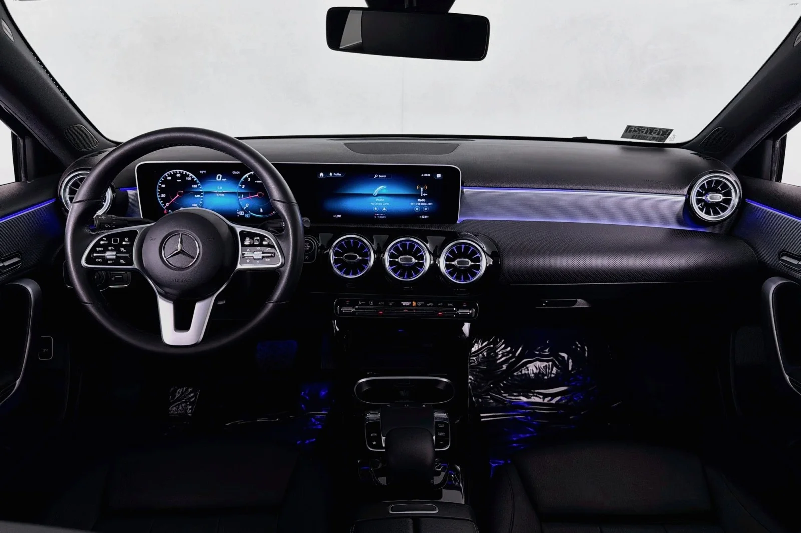 Used 2019 Night Black Mercedes-Benz A 220 image 5