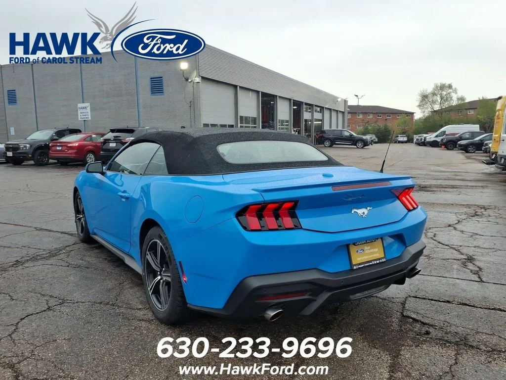 Used 2025 Blue Ford EcoBoost Premium image 5