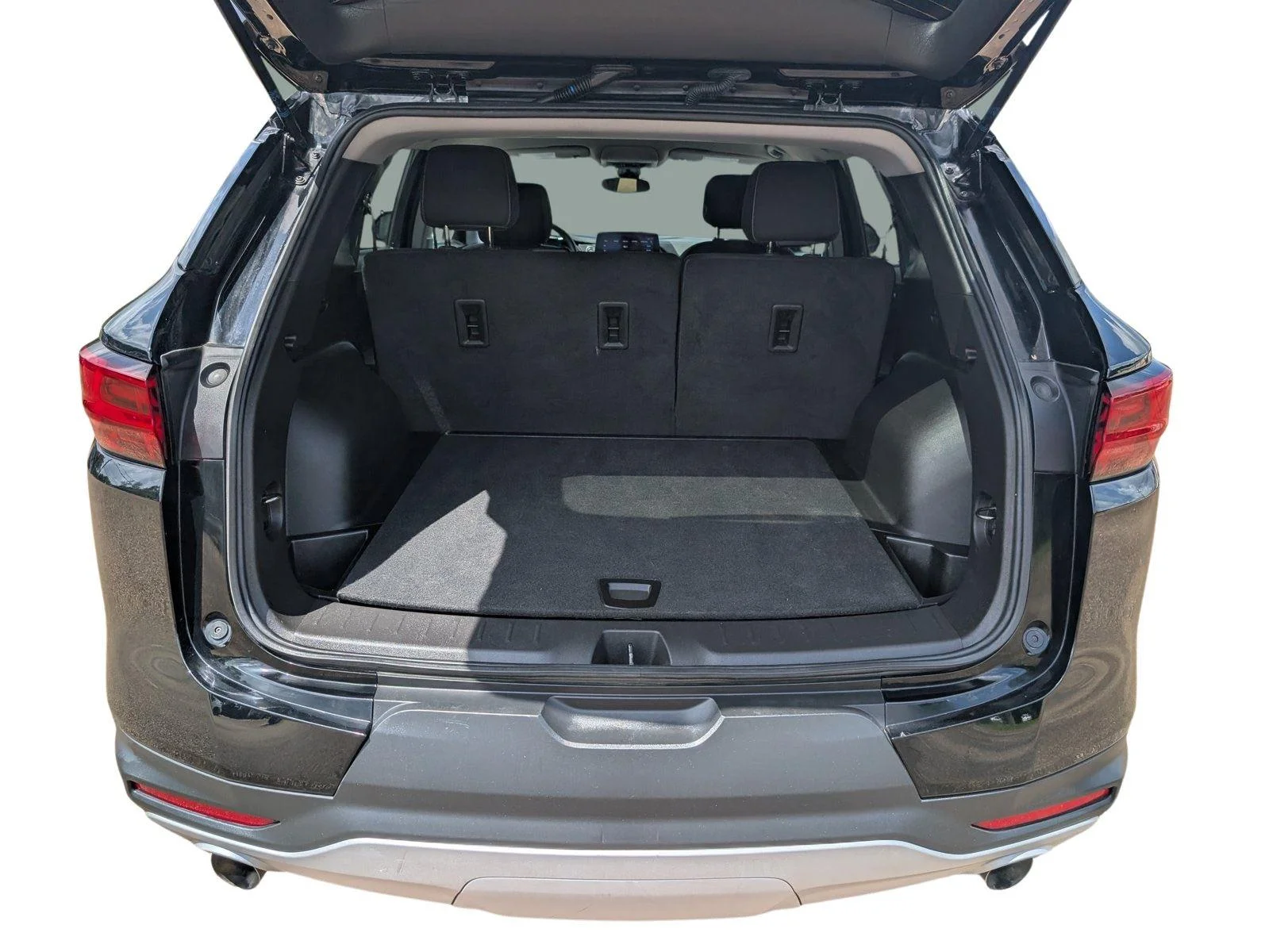 Used 2025 Black Chevrolet 2LT image 37