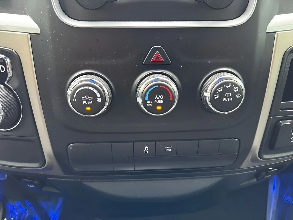 Used 2014 Silver Ram Big Horn image 8