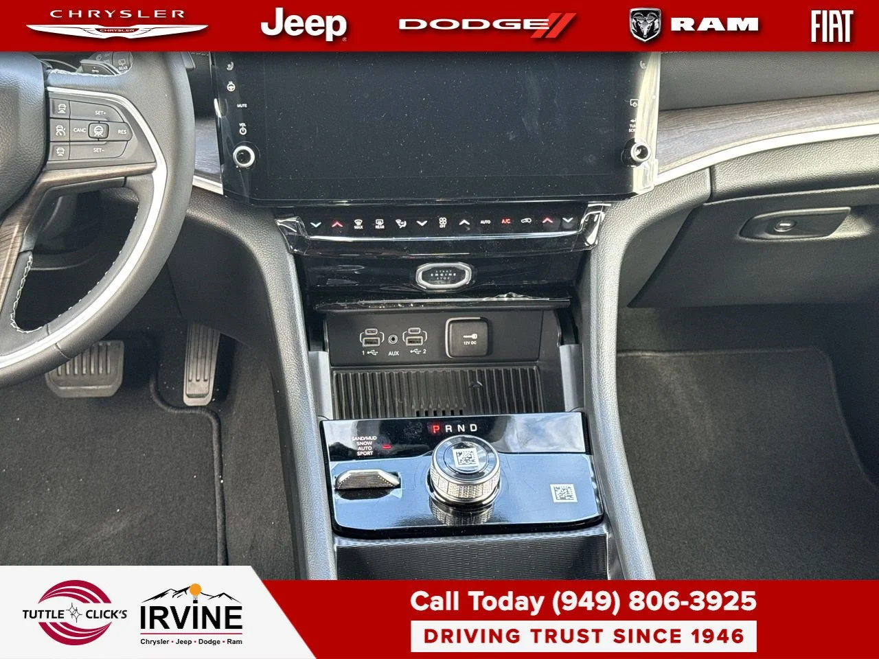 New 2027 Sting-Gray Clear-Coat Paint Jeep Limited Reserve image 19