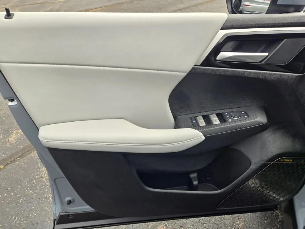 New 2026 Gray Mitsubishi SE 1.5T S-AWC image 20