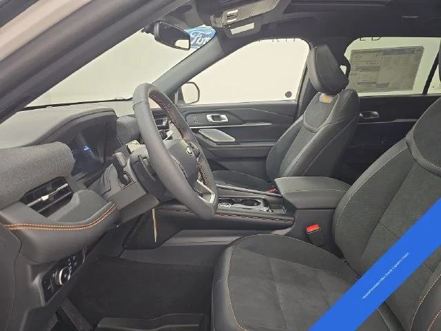 New 2026 Star White Metallic Tri-Coat Ford Tremor® image 28