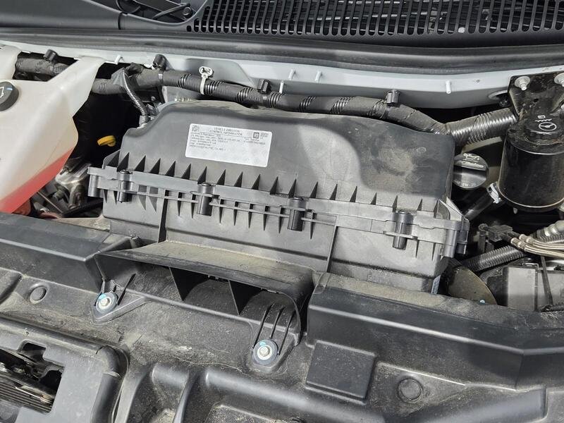Used 2025 Summit White CHEVROLET RWD 3500 155" LT image 20