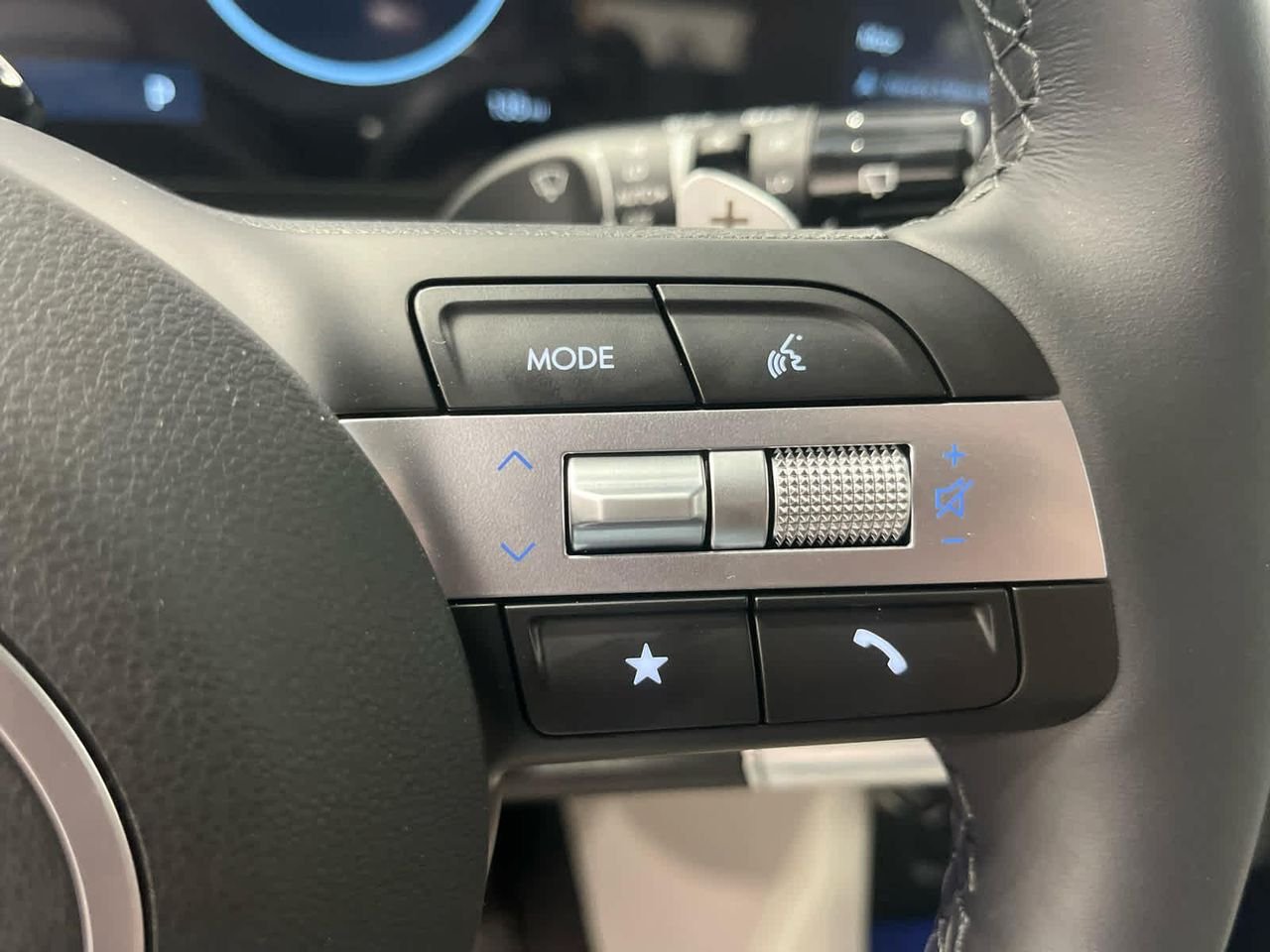 2025 Hyundai Tucson Limited - Photo 31