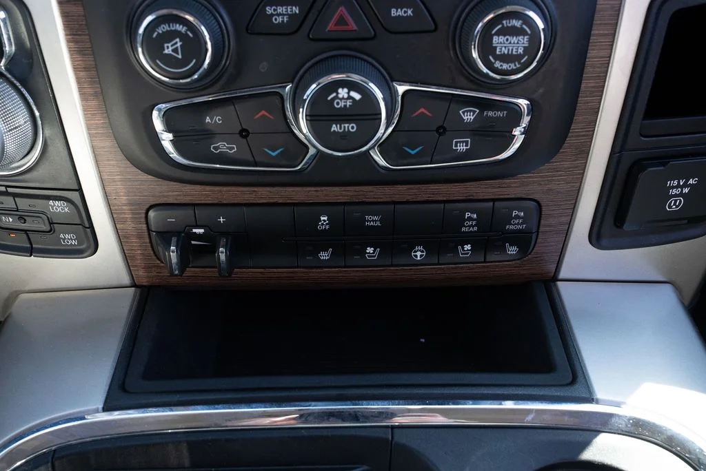Used 2018 Silver Ram Laramie image 17