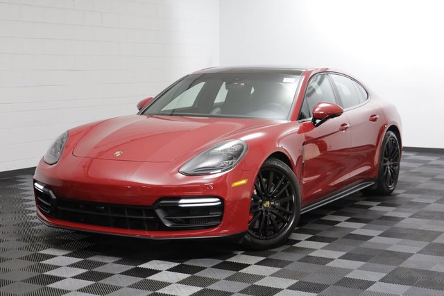 2019 Porsche Panamera GTS
