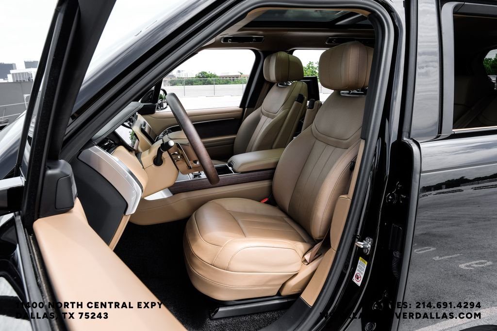 Used 2024 Black Land Rover Autobiography image 34