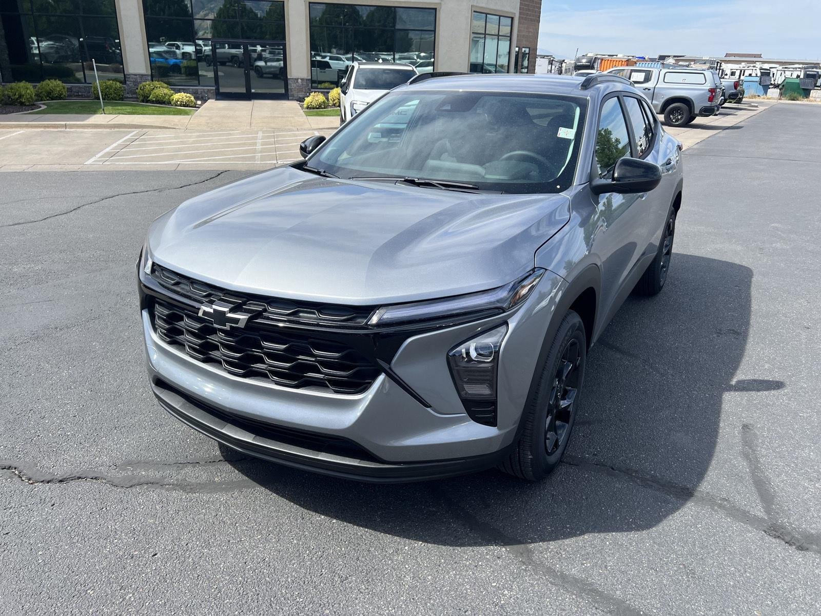 2026 Chevrolet Trax LT - Photo 9