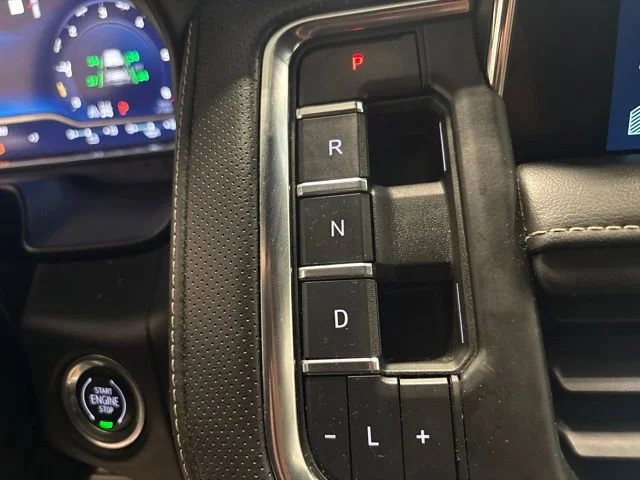 Used 2022 Black Chevrolet Premier image 22