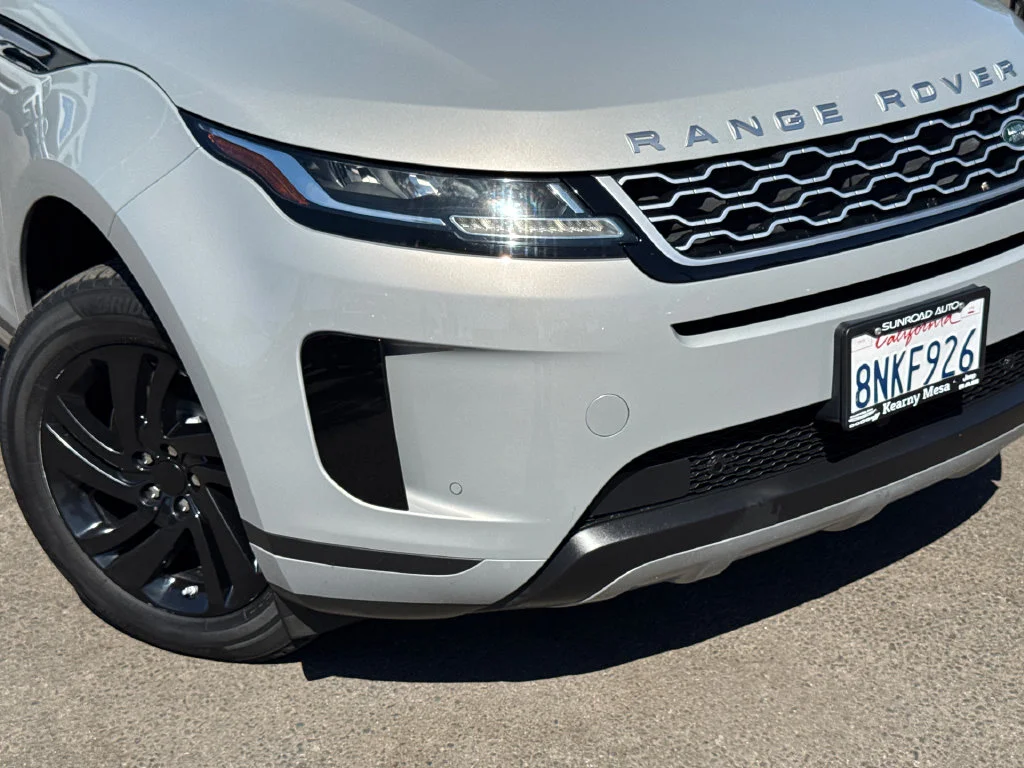 Used 2020 White Land Rover S image 6