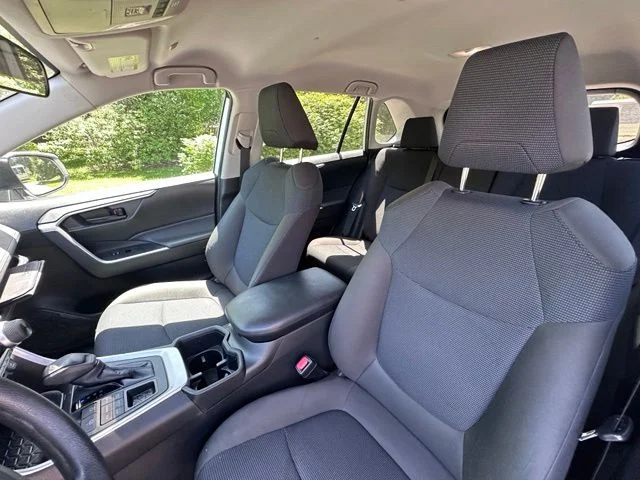 Used 2023 White Toyota LE image 12