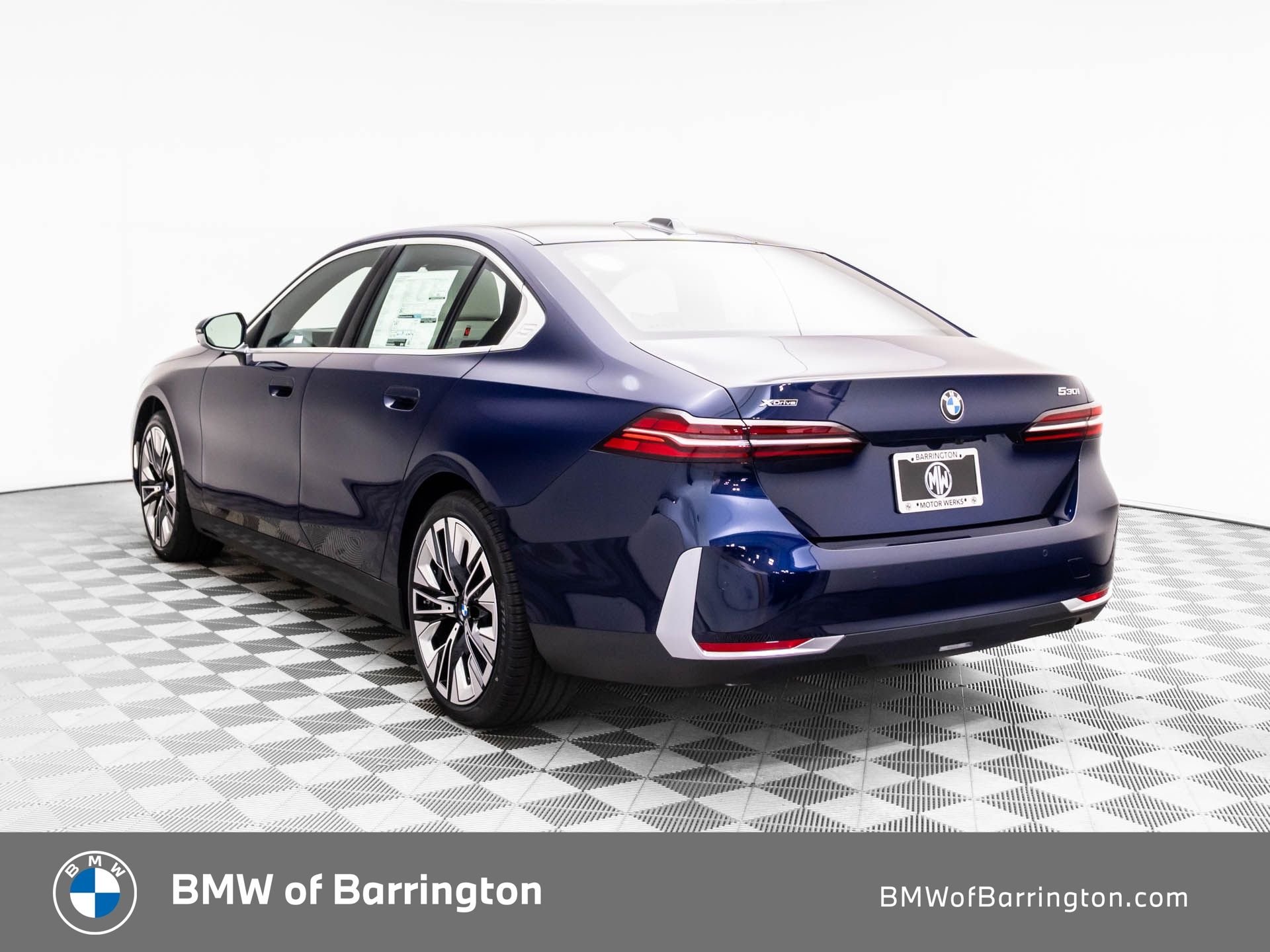 New 2026 Tanzanite Blue II Metallic BMW 530i xDrive image 3