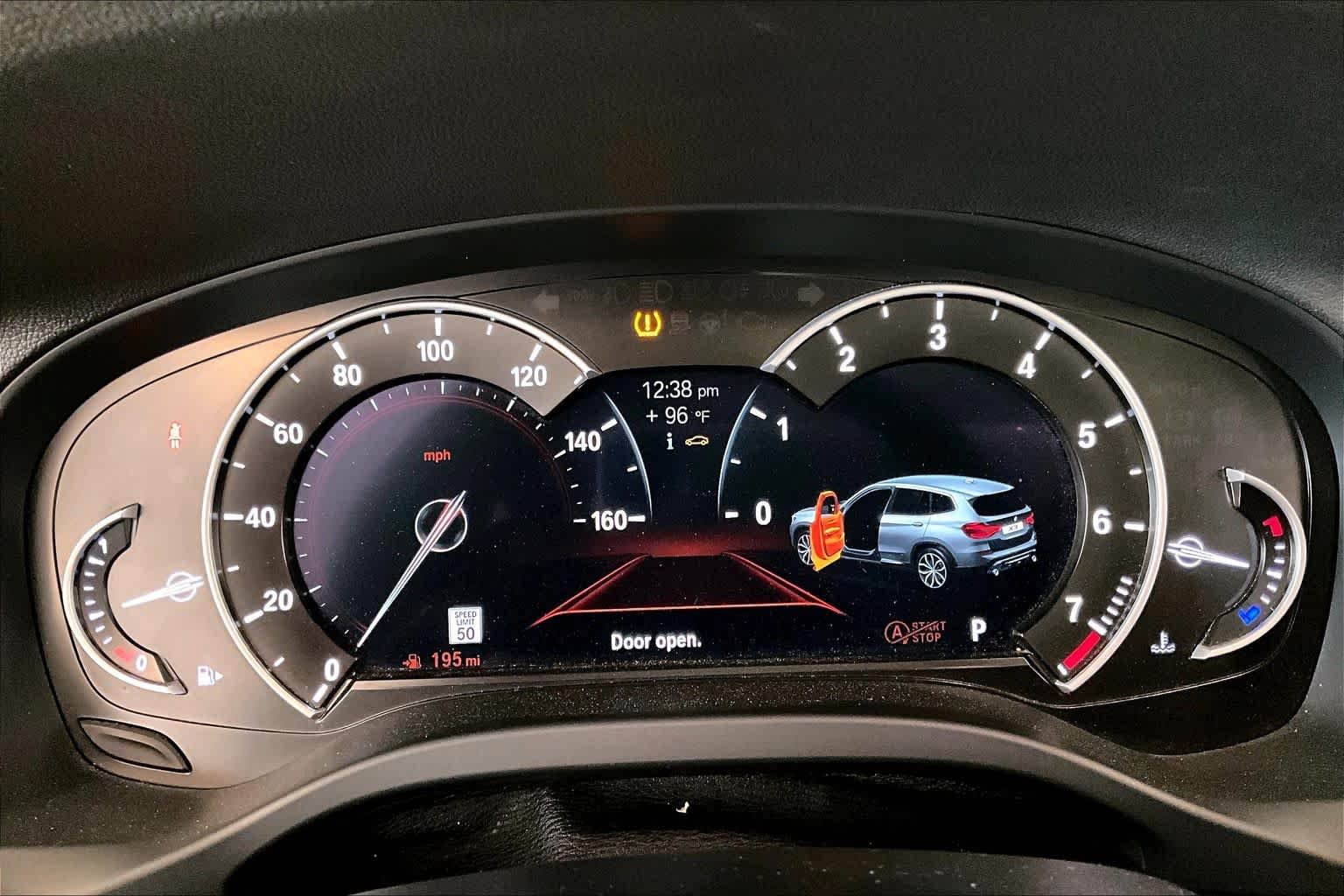 Used 2018 Dark Graphite Metallic BMW xDrive30i image 24
