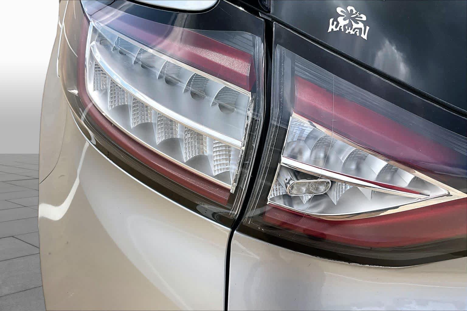 Used 2015 Ingot Silver Metallic Ford Sport image 28