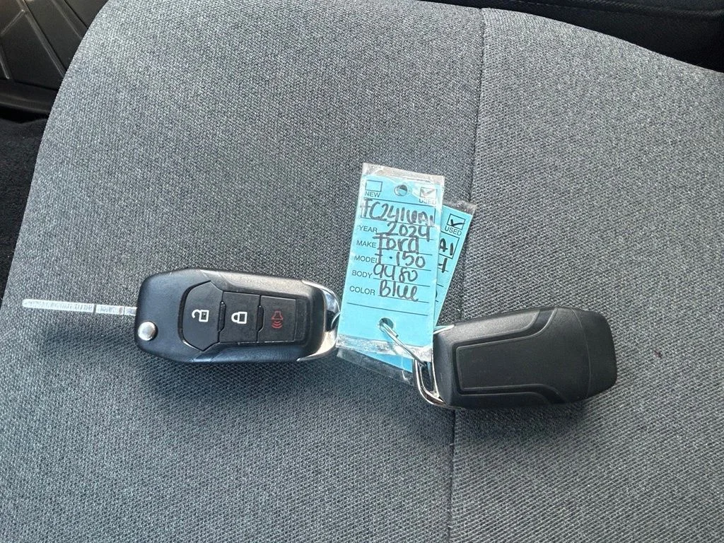 Used 2024 Blue Ford XLT image 42