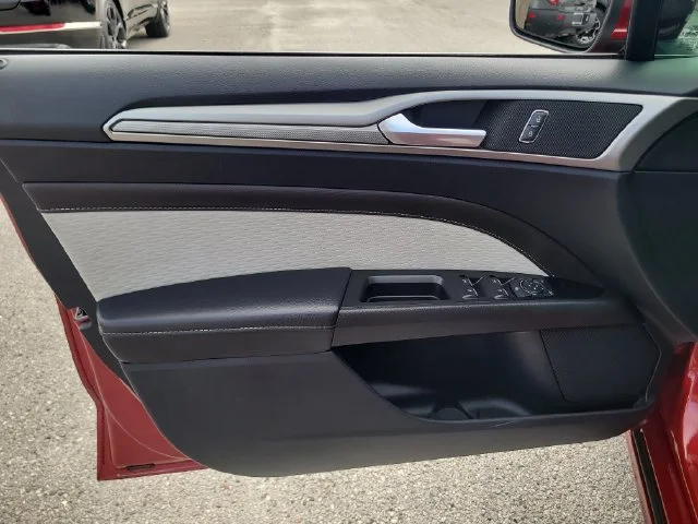 Certified Used 2019 Red Ford SE image 16
