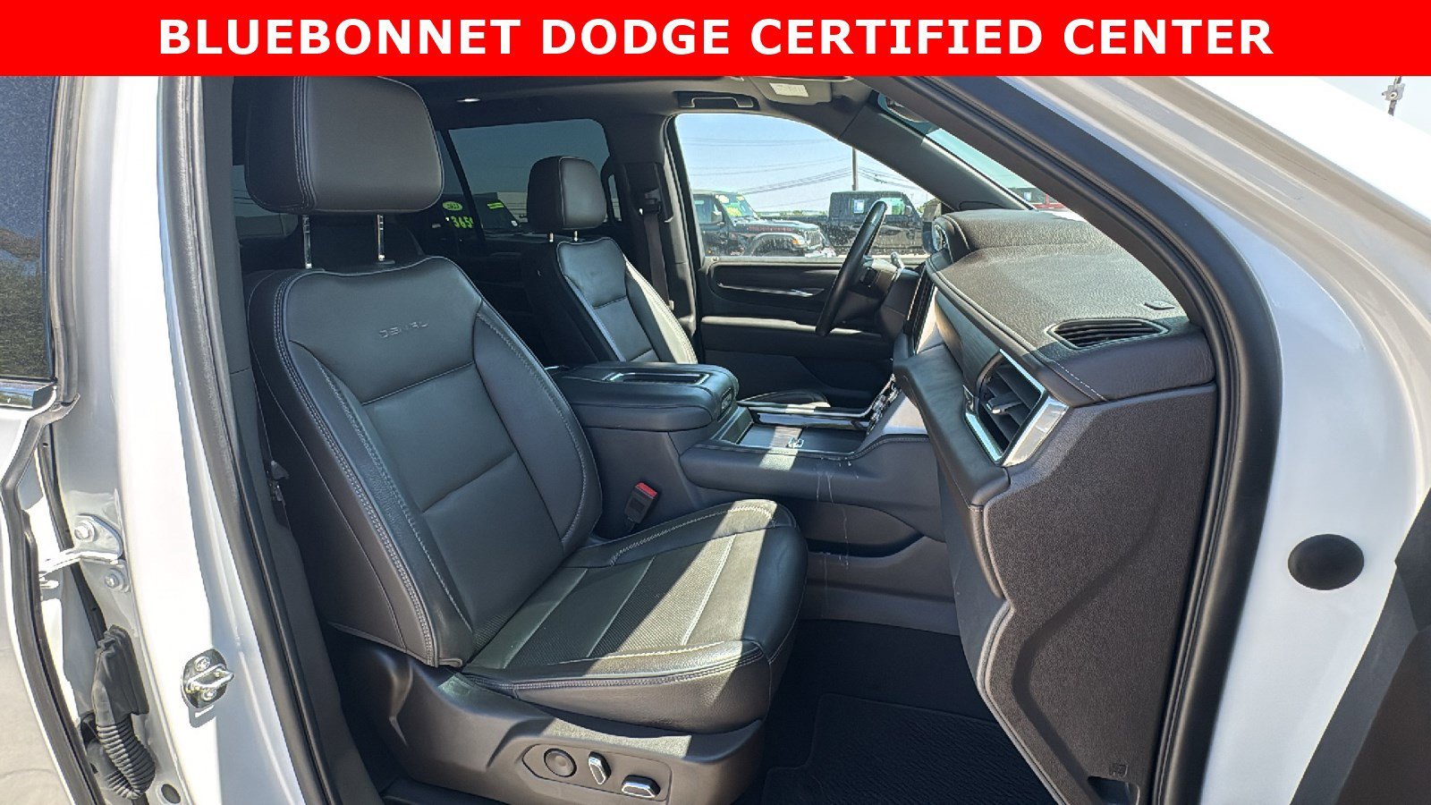 Certified Used 2022 White Frost Tricoat GMC Denali image 32