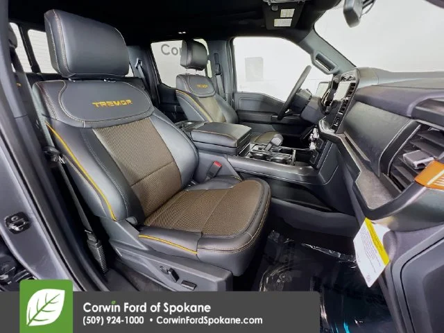 New 2026 Carbonized Gray Metallic Ford Tremor image 17