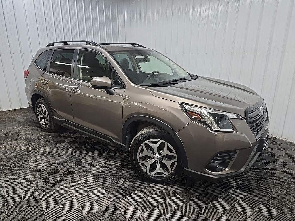 Used 2023 Brown Subaru Premium image 7