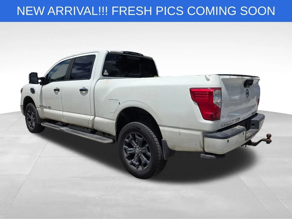 Used 2018 White Nissan SV Gas image 5