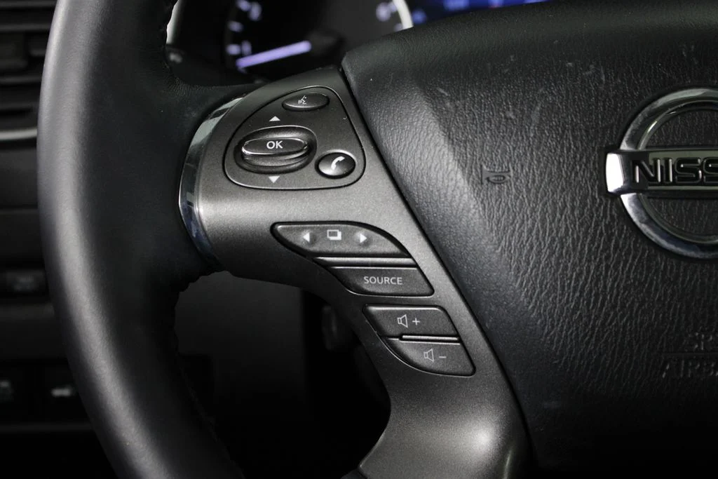 Certified Used 2020 Black Nissan Platinum image 28
