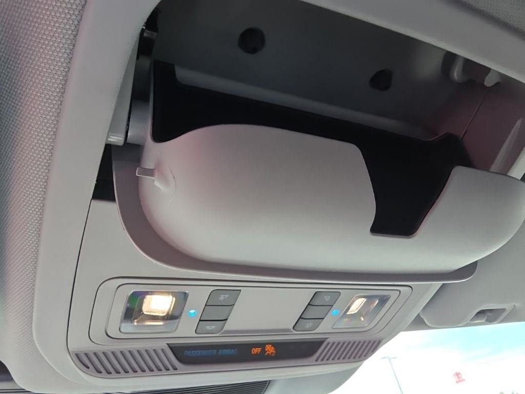 Used 2023 Silver Ford XLT image 31