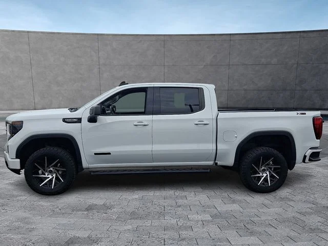 Used 2023 White GMC Elevation image 5