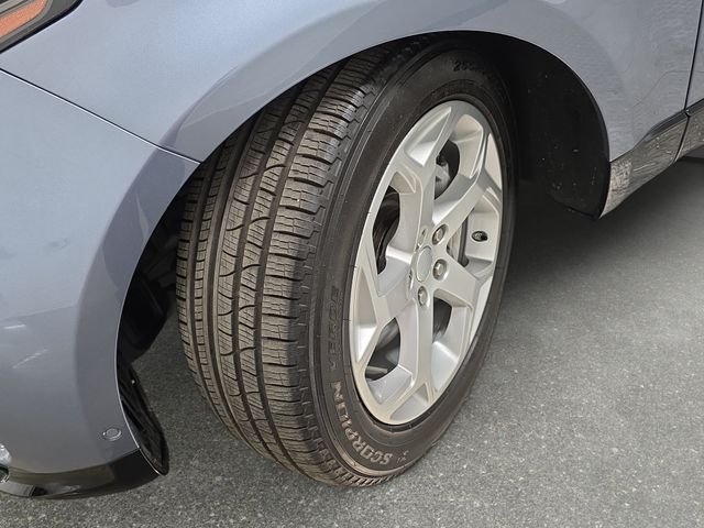 Used 2019 Blue Land Rover HSE image 29