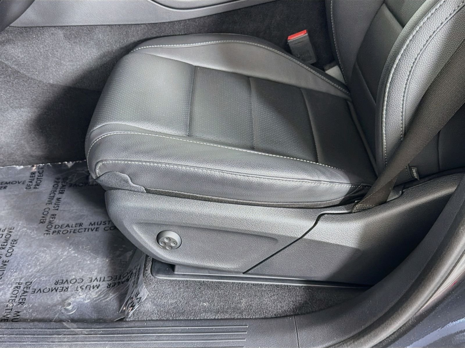 Used 2025 Selenite Gray Metallic Mercedes-Benz GLE 450 image 25