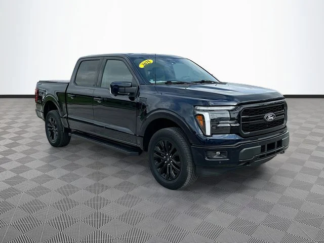 Used 2025 Blue Ford Lariat image 3