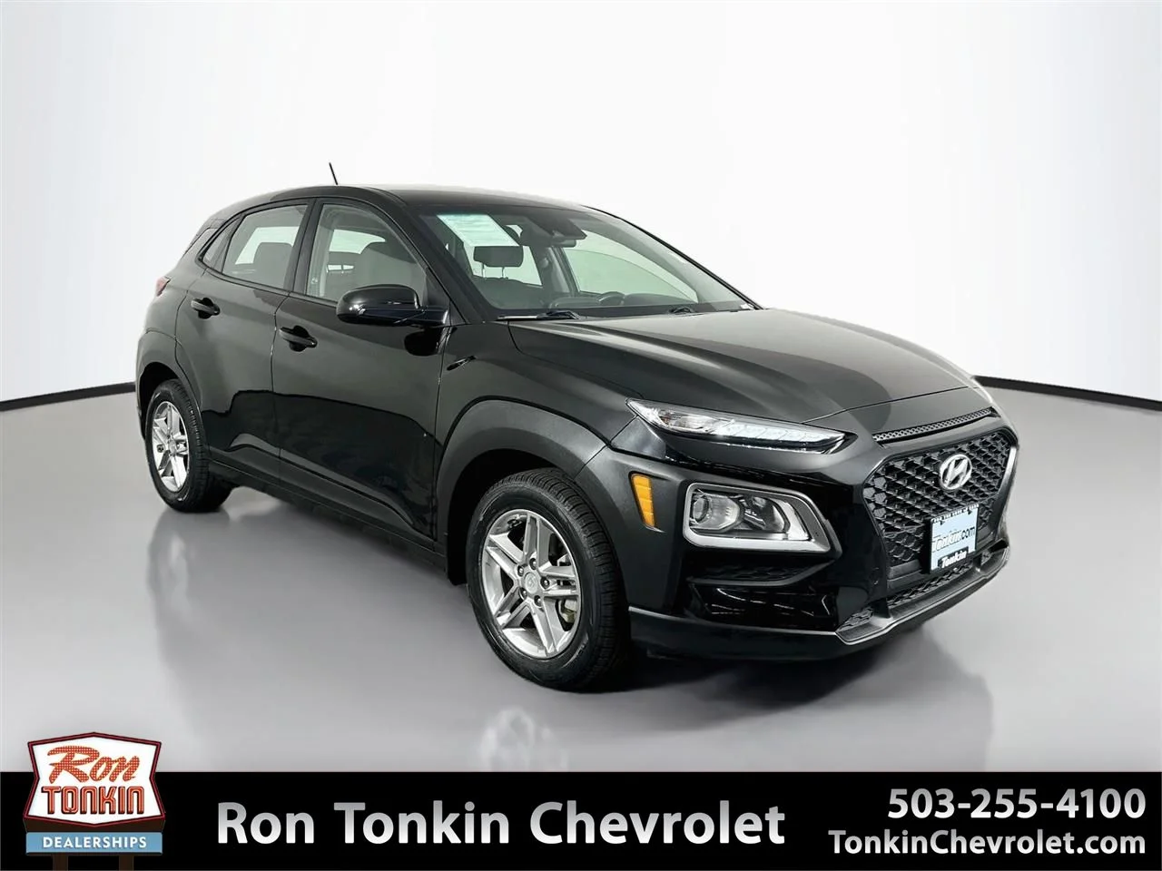 Used 2019 Ultra Black Pearl Hyundai SE image 1