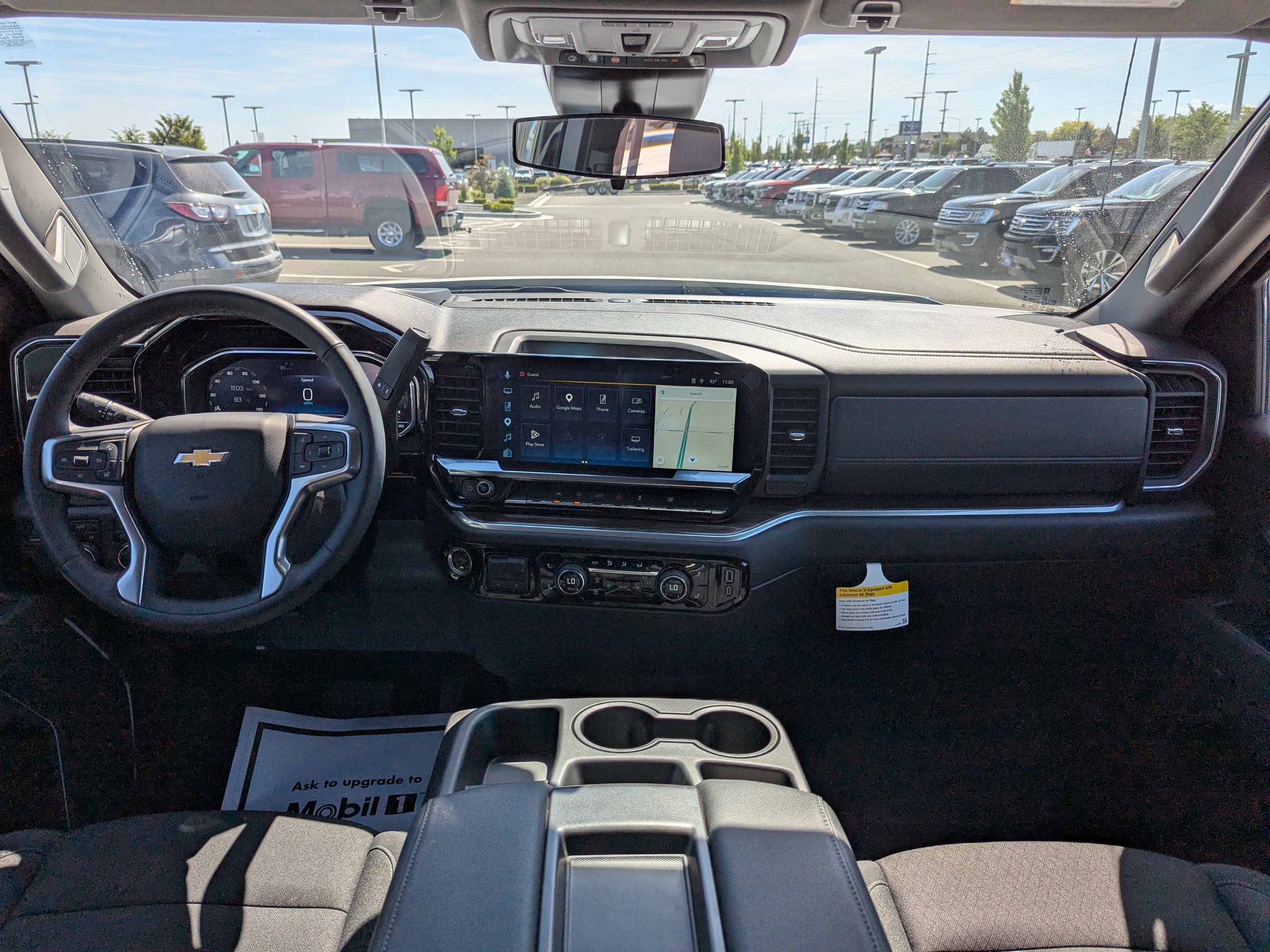 New 2025 Summit White Chevrolet LT image 27