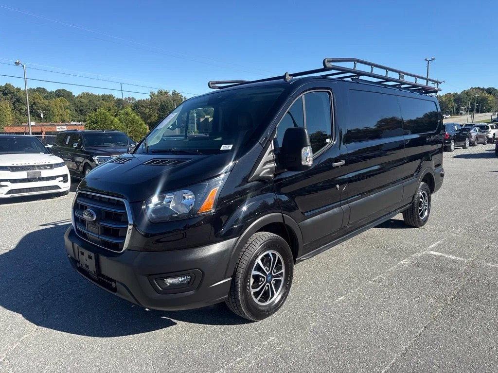 Used 2022 Black Ford Base image 1