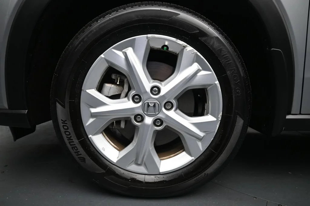 2025 Honda HR-V LX - Photo 11