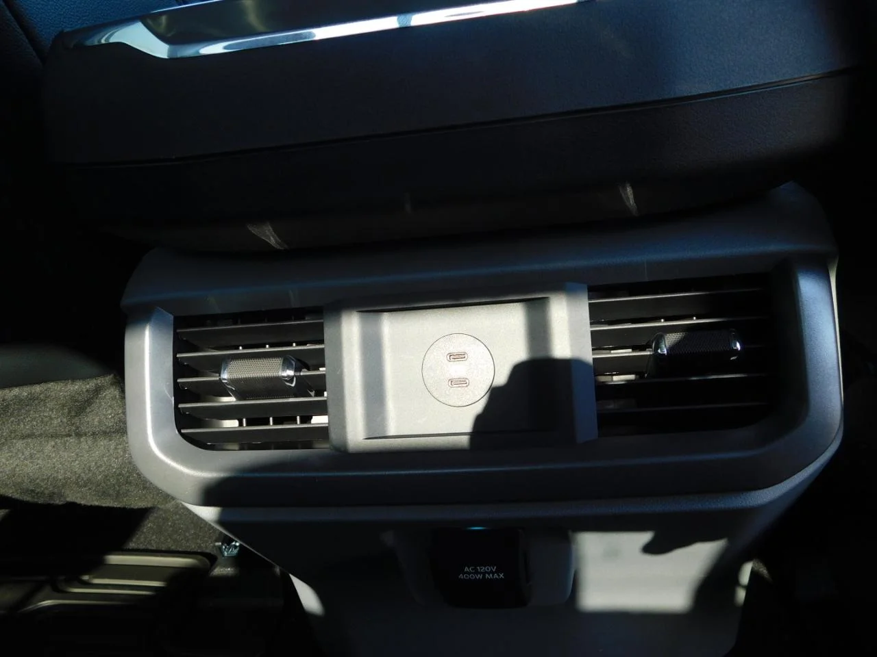 New 2026 Agate Black Metallic Ford Lariat® image 18