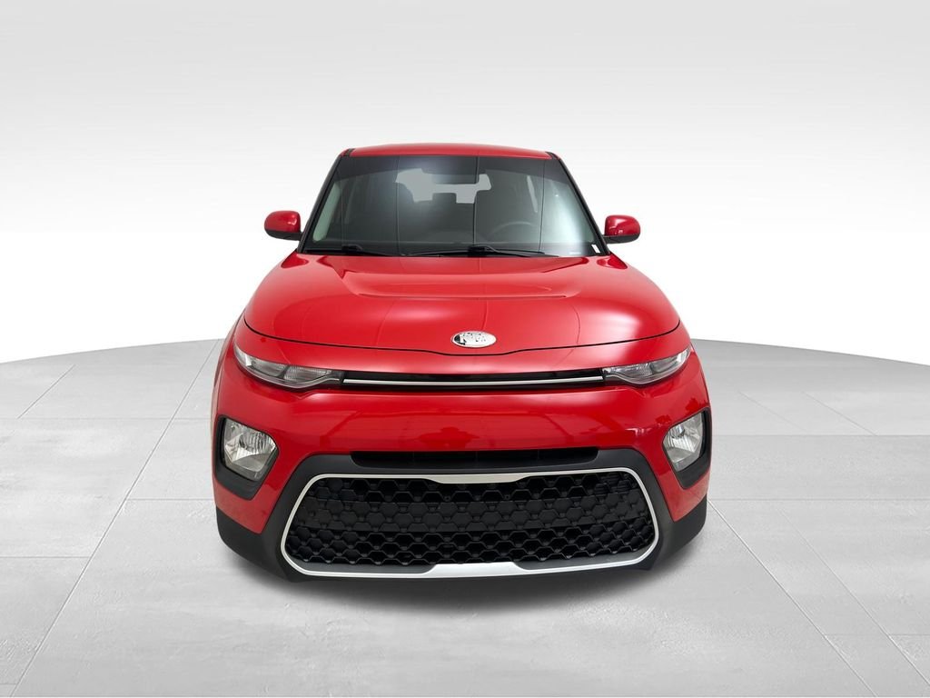 Used 2021 Red Kia LX image 8