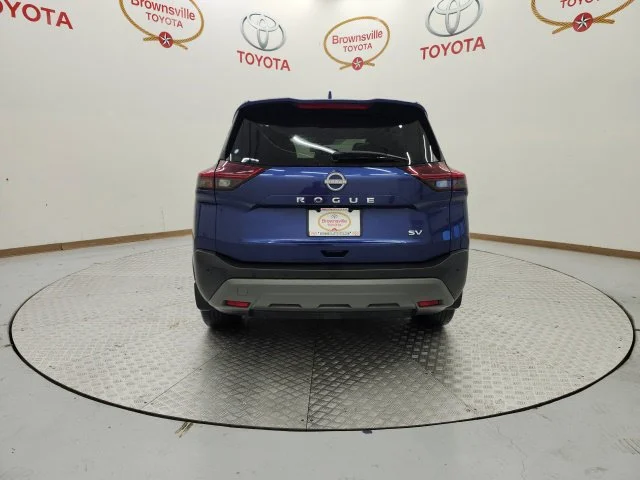 Used 2023 Blue Nissan SV image 7