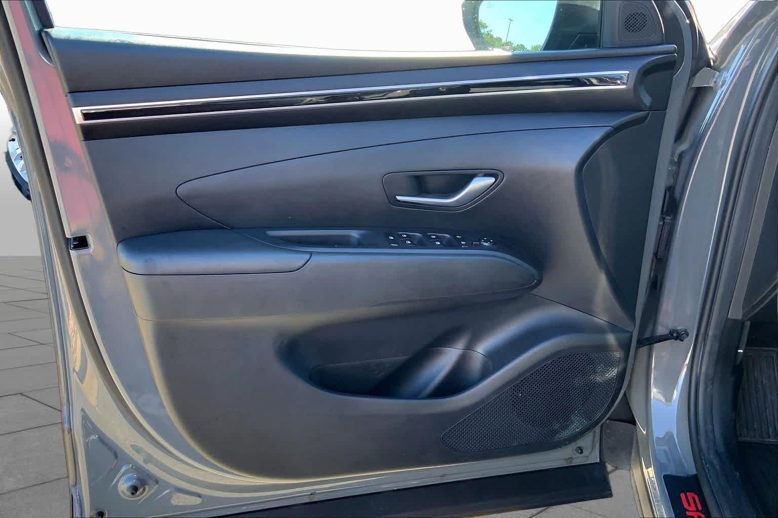 Used 2023 Hampton Gray Hyundai SEL Premium image 19