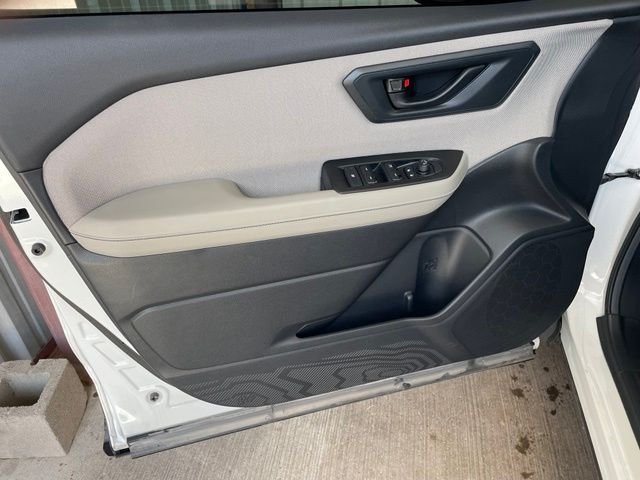 Used 2026 White Subaru Base image 9