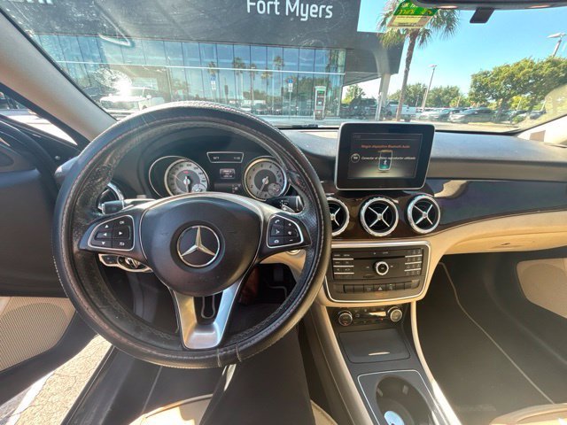 2017 Mercedes-Benz GLA-Class GLA250 - Photo 2