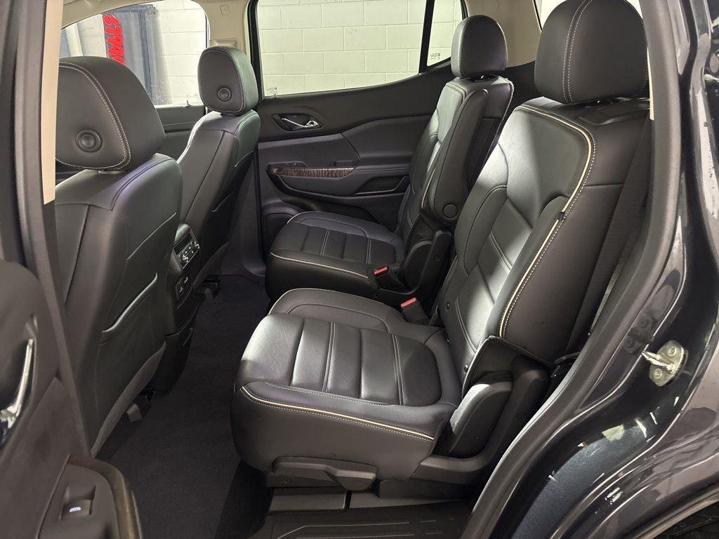 Used 2023 Hunter Green GMC Denali image 16