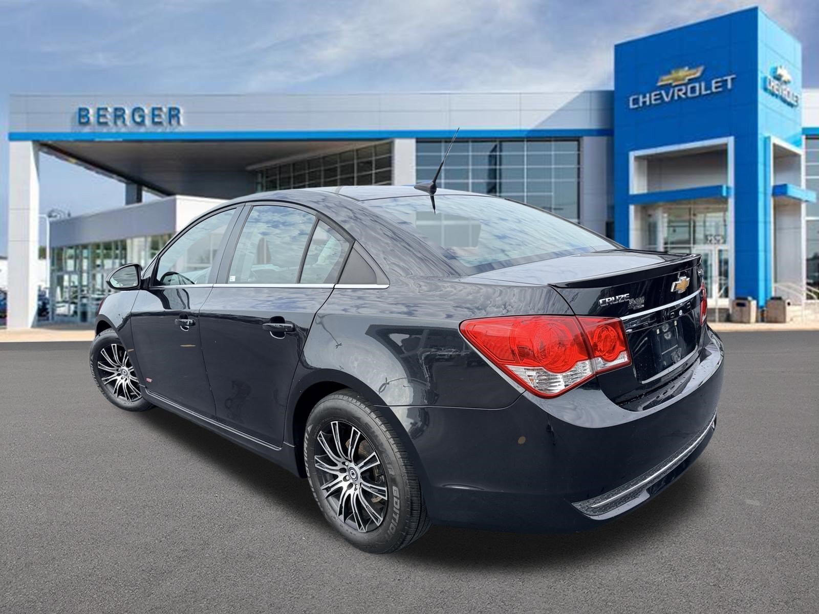 Used 2013 BLACK GRANITE METALLIC Chevrolet 1LT image 4