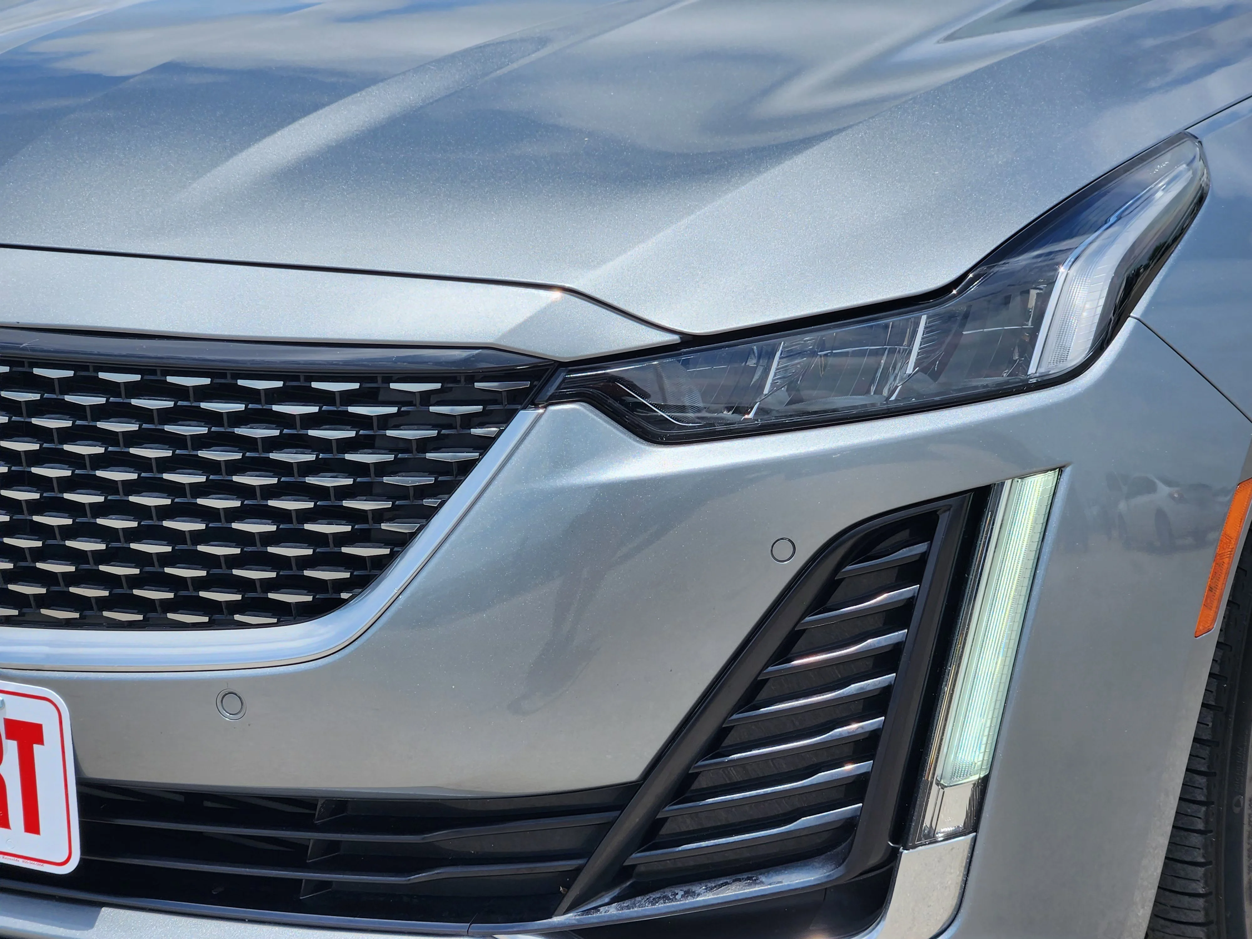 Used 2024 Argent Silver Metallic Cadillac Premium Luxury image 8