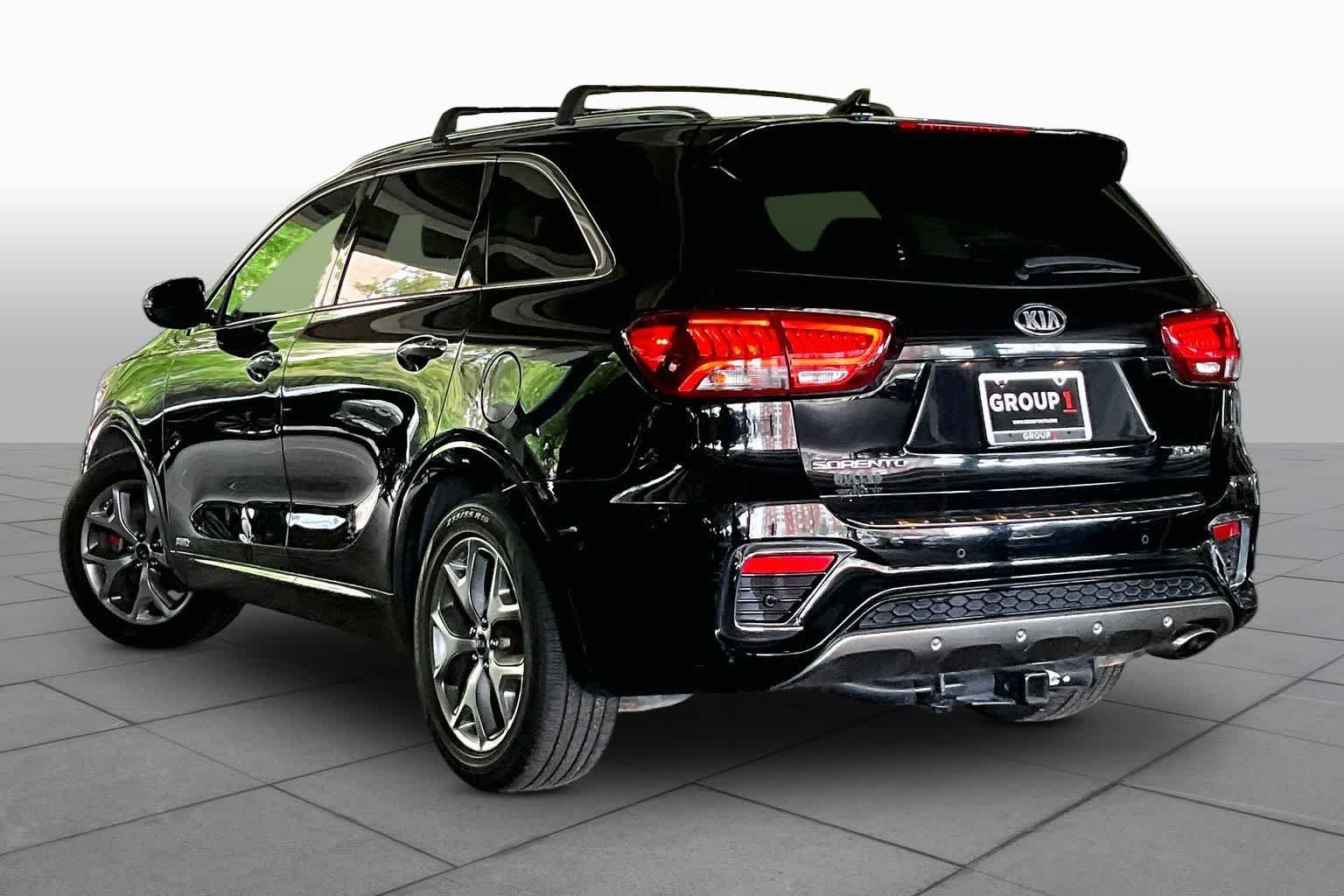 Used 2019 Ebony Black Kia SX V6 image 11
