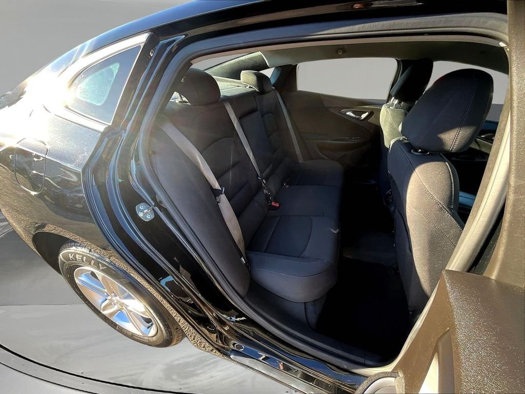 Used 2024 Black Chevrolet LT image 27