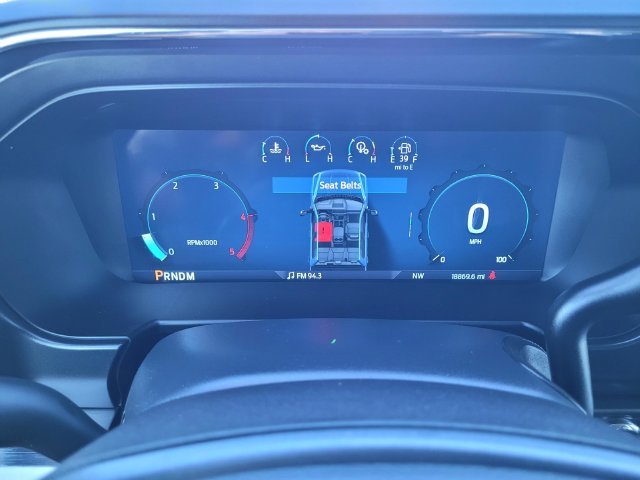 Used 2025  Ford Lariat image 21